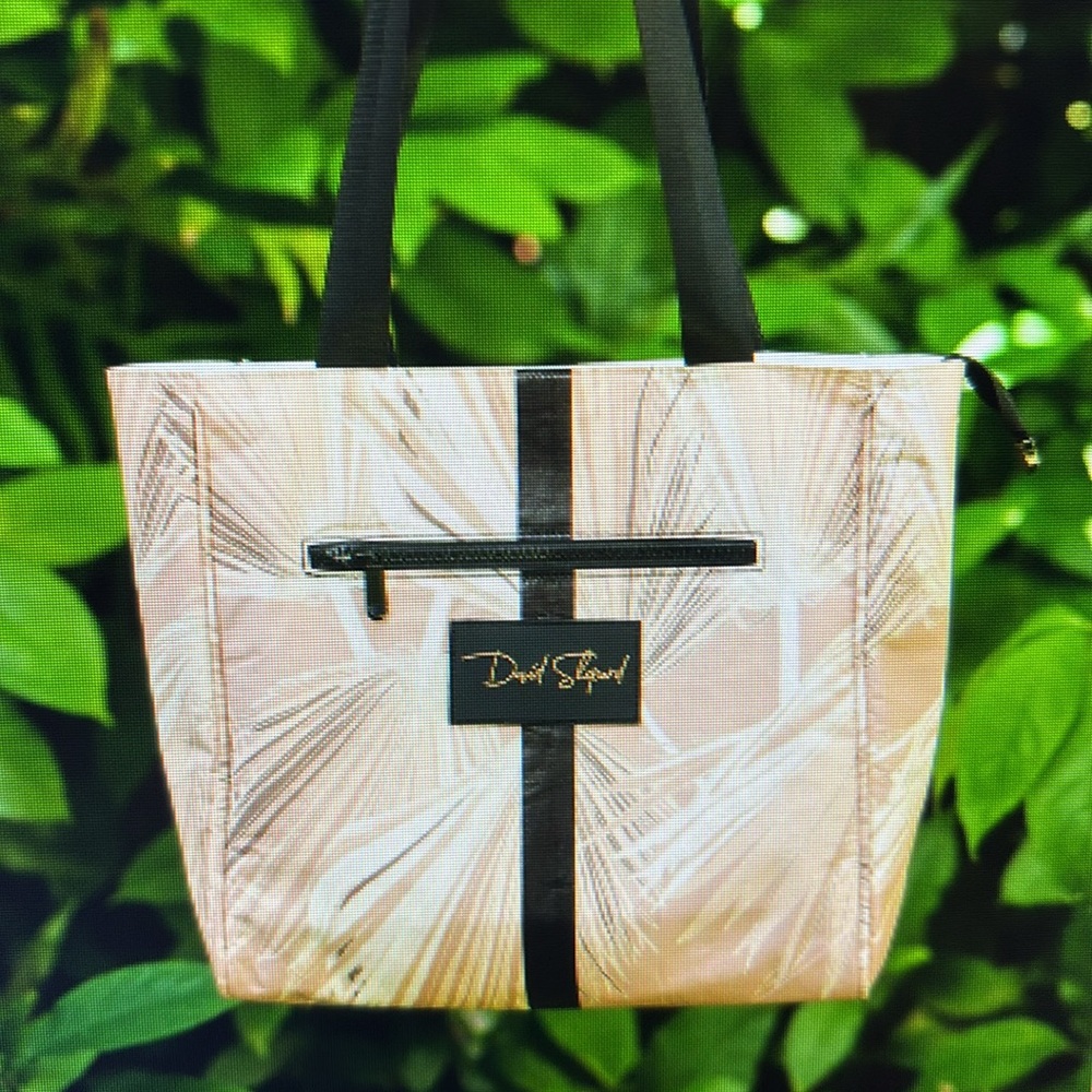 New with tags. David Shepard Tyvek Palm Print Tote Bag